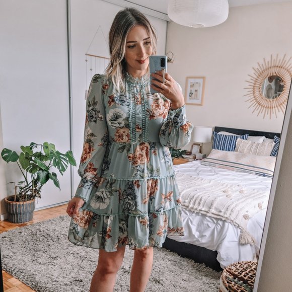 Chicwish Mint Green Floral Dress, size M - Picture 3 of 4